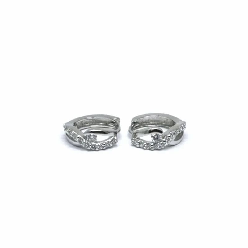 Silberne, gewellte Ohrringe mit weißem Stein und kleinem Ring 1